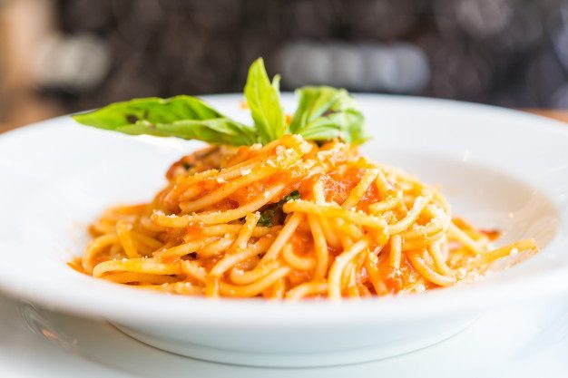 spaghetti-bolognese_74190-55-1-1-1-1.jpg
